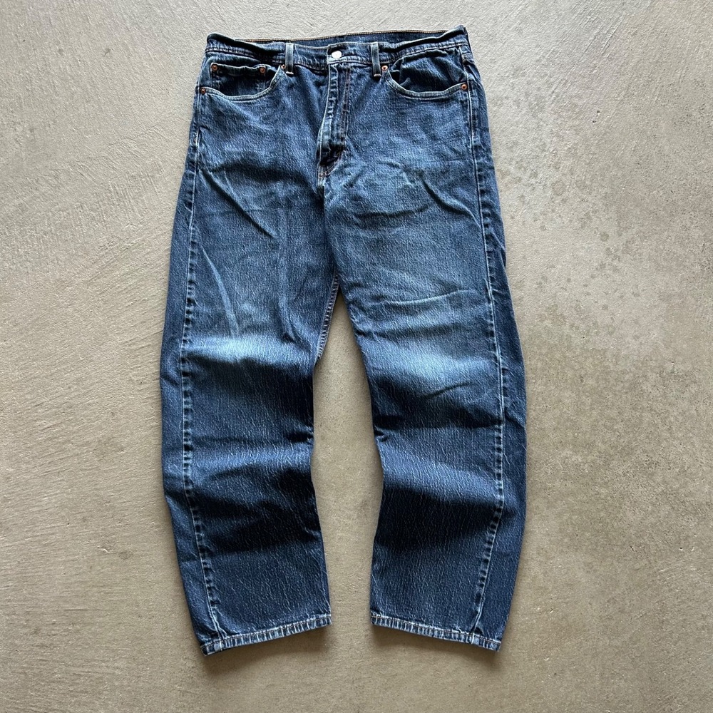 Levis 505 Jeans Size 38x32 Blue Medium Wash Denim Regular Fit Straight Leg